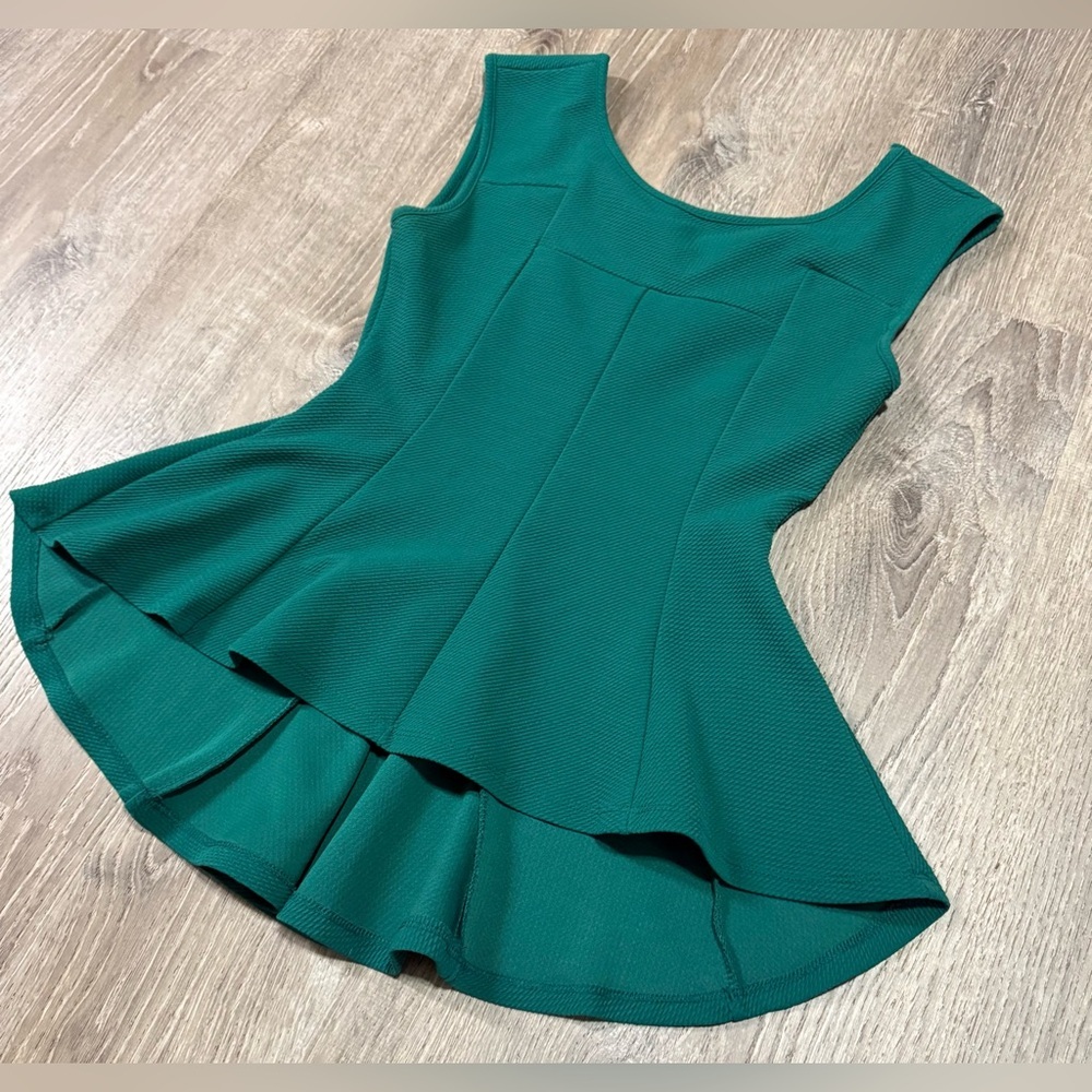 Estam Green Peplum Sleeveless Top | Flared Waist Tank | Chic Casual Blouse | L - Picture 3 of 5